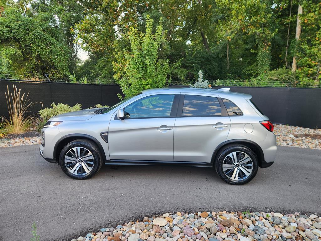 mitsubishi outlander sport 2024 JA4ARUAU0RU015276 image mitsubishi outlander sport 2024 JA4ARUAU0RU015276 image